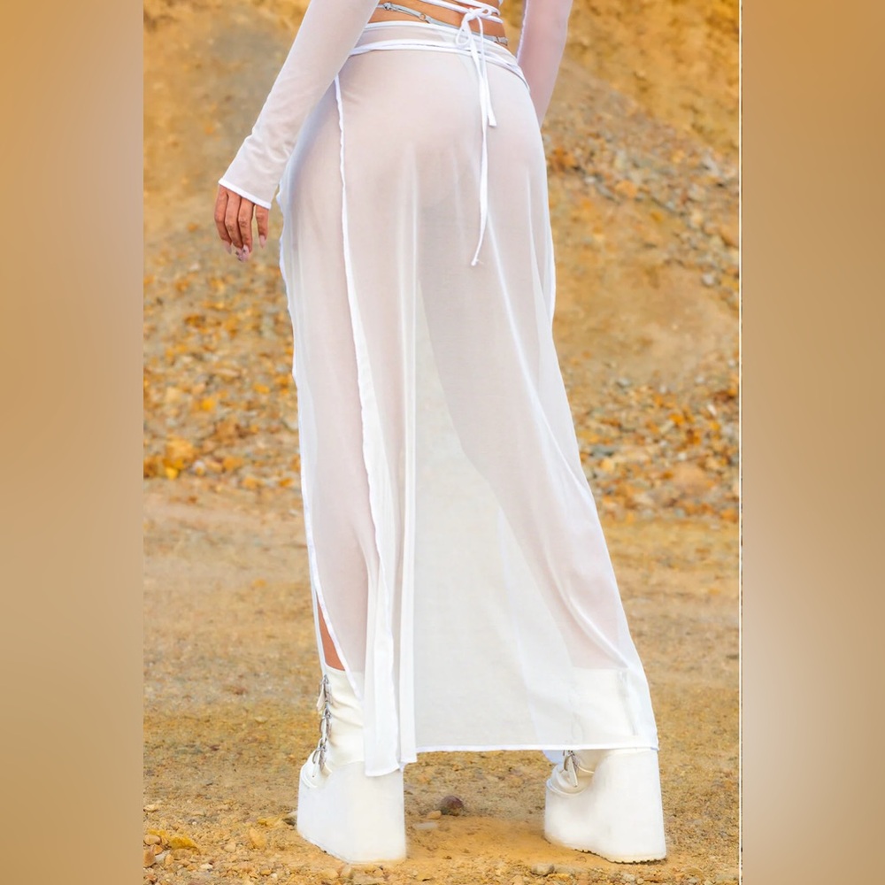 Whiteout Badinka Maxi Skirt - Picture 3 of 7
